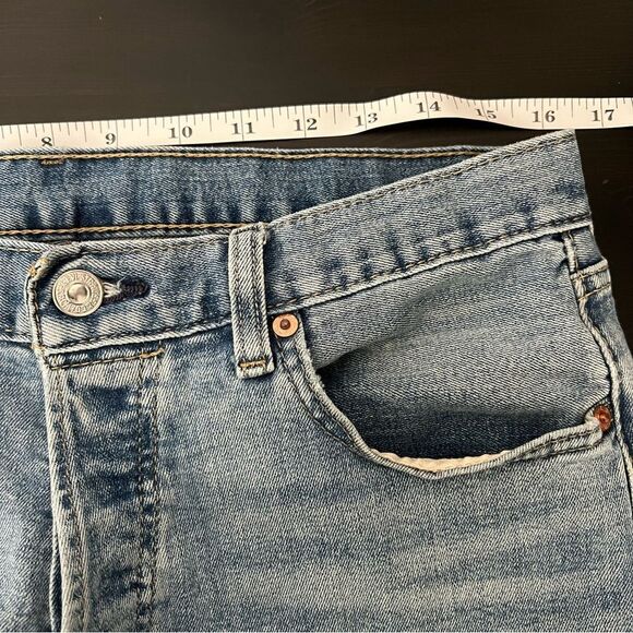 Levi's 501 Jeans Mens Size 32x30 Blue Straight Leg Button Fly Denim Stretch - Picture 13 of 15